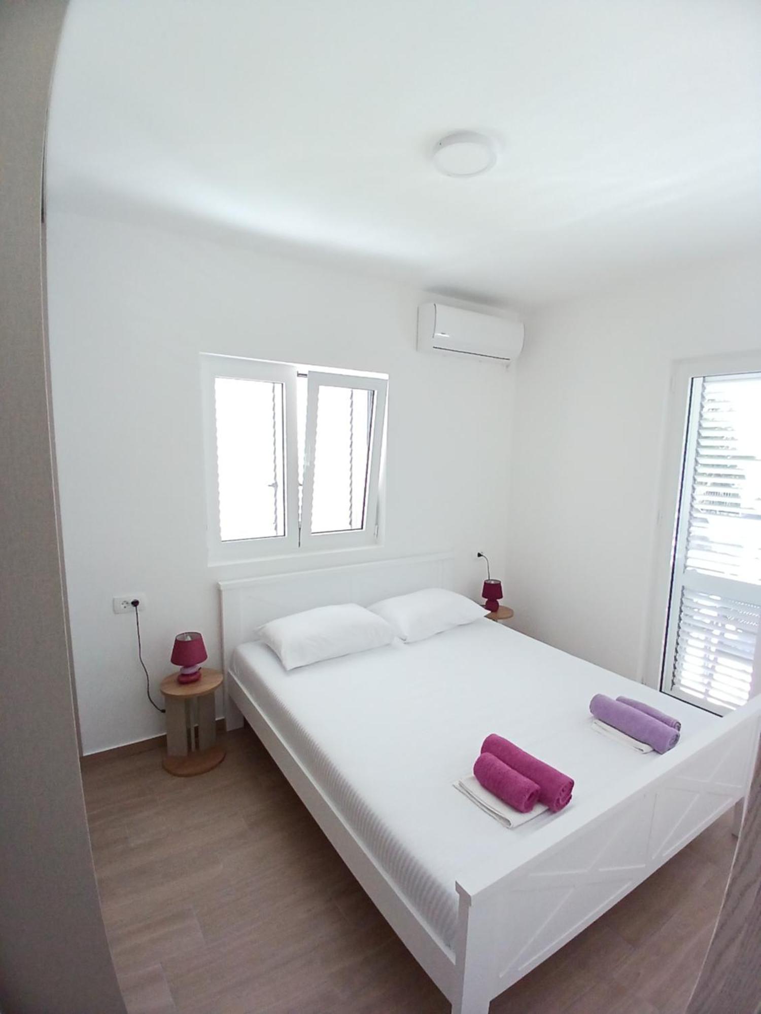 Apartments Tiha Noc Kotor Extérieur photo