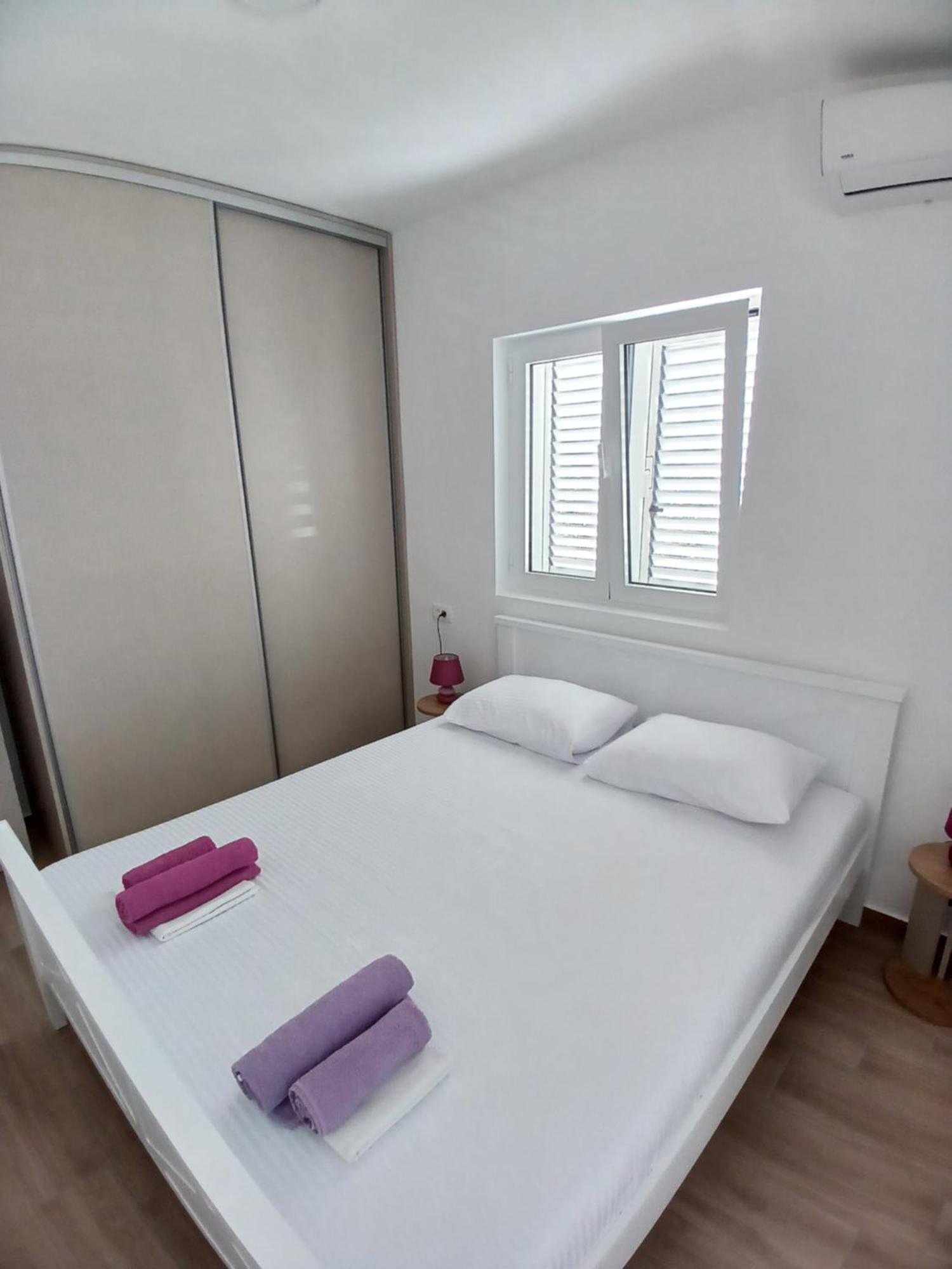 Apartments Tiha Noc Kotor Extérieur photo